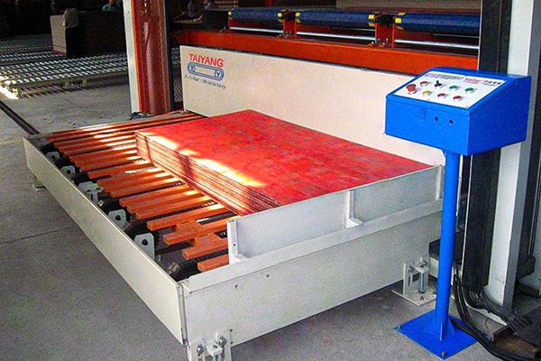 Inséreur Automatique de Feuilles Intercalaires